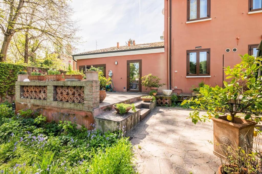La Casa Di Marina Hotell Ferrara Eksteriør bilde